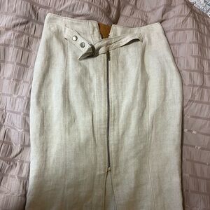 Chic Beige  Skirt with Belt Accent